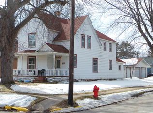 123 N West St, Loyal, WI 54446