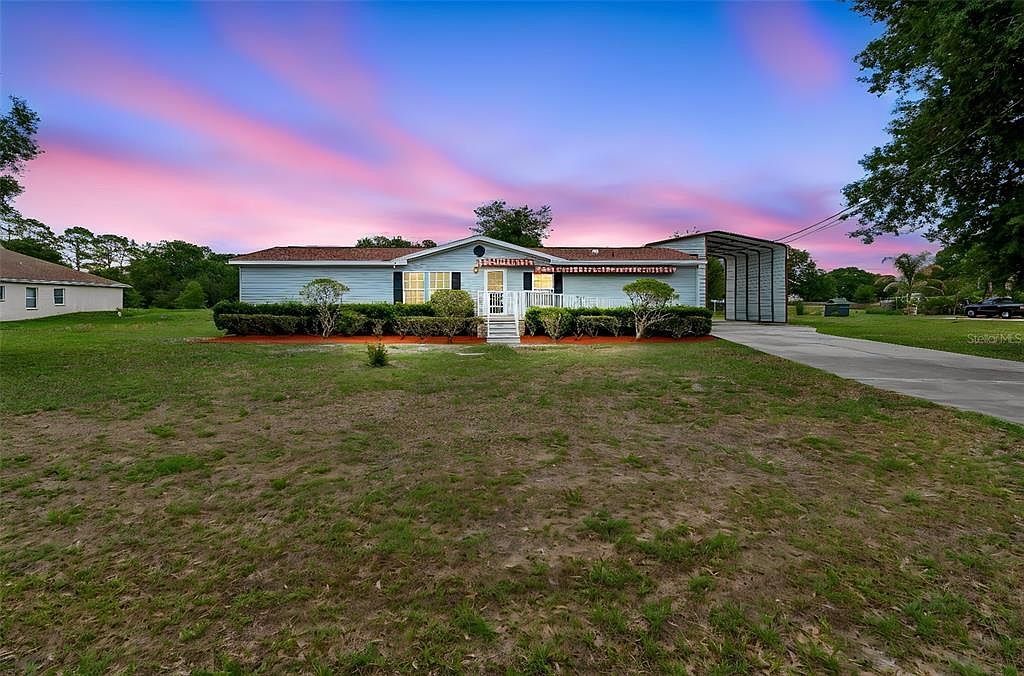 置物 Rippling waters 3724 Tack Dr, Zephyrhills, FL 33543 | MLS #TB8510918 | Zillow