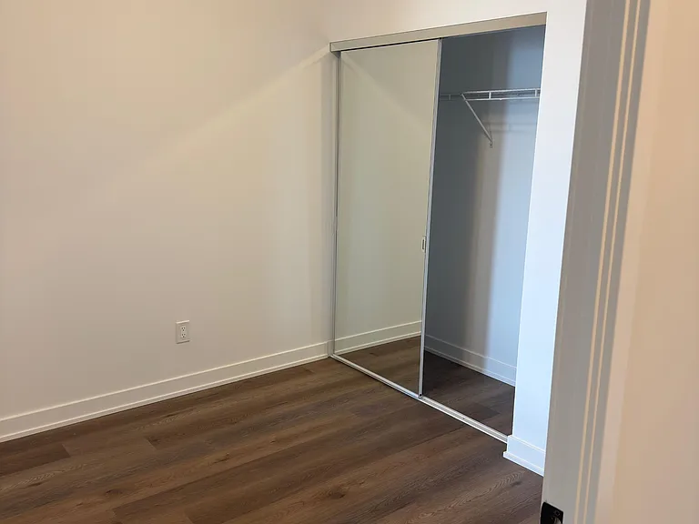 2075 Lakeshore Rd #311 — Photo 6