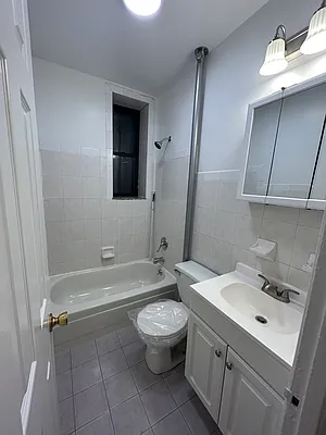 Rented by H L Dynasty Real Estate Corp | media 5