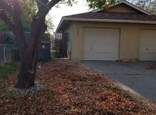 4360 Twain Dr #B, Olivehurst, CA 95961