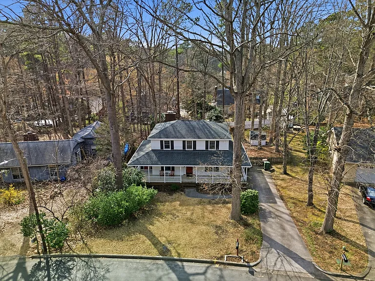 135 Sycamore St — Photo 27