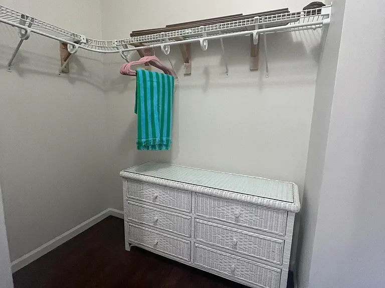 736 Ginseng Dr — Photo 18