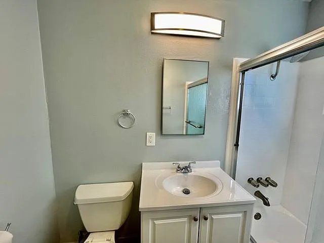 2964 Peppertree Ln — Photo 16