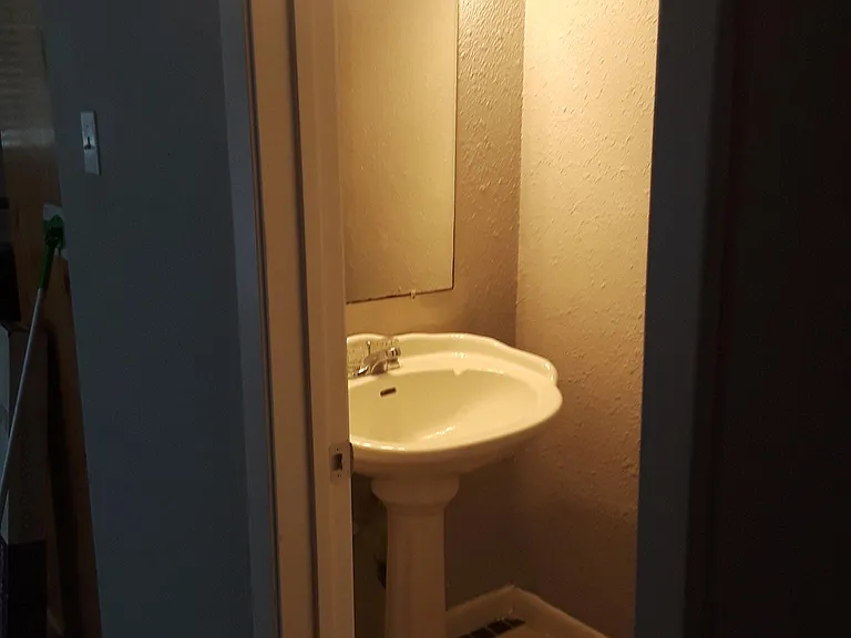 2117 Real Dr — Photo 22