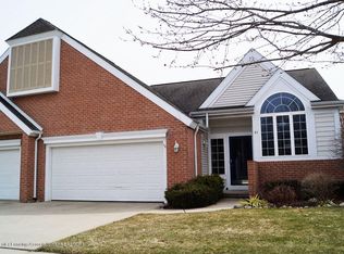 41 Harrogate Dr, Mason, MI 48854