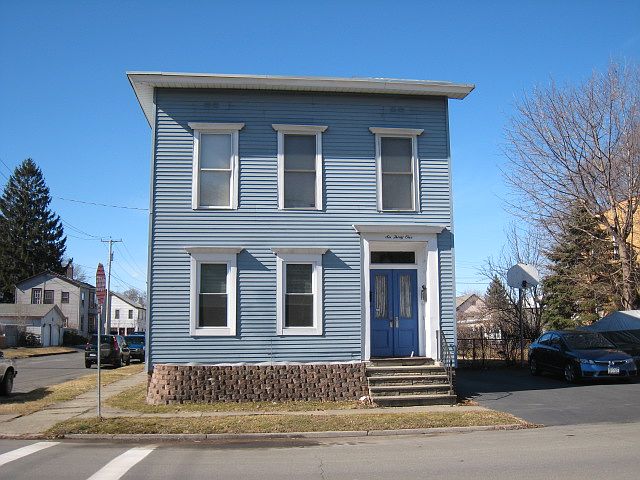 1st image of 631 6th Ave