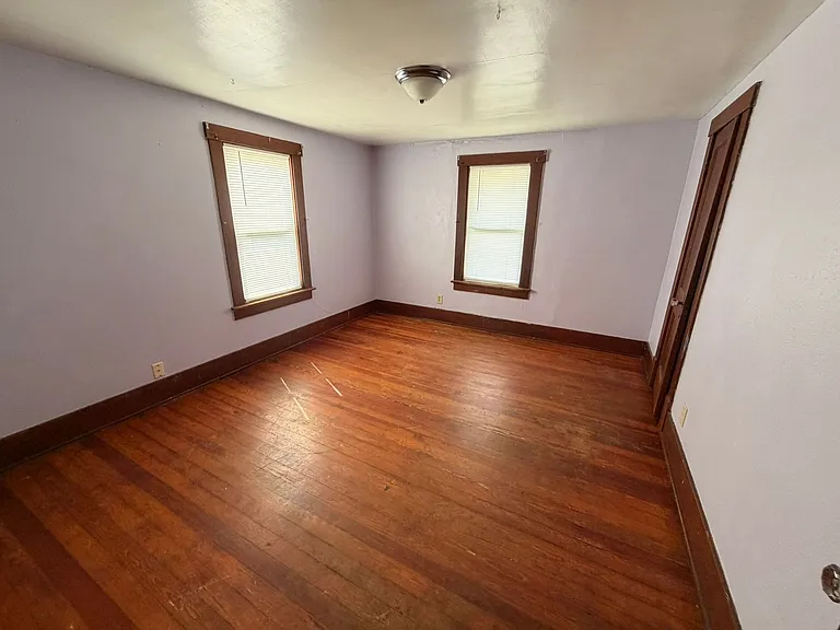 15 Boehler St — Photo 12