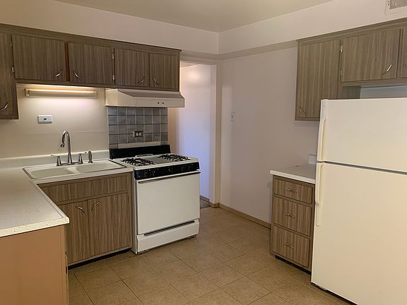 5th image of 3176 W Meadow Lane Dr APT 37
