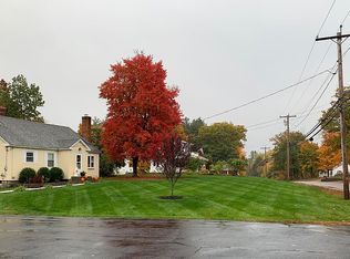 40 Turnpike Rd, Ashby, MA 01431