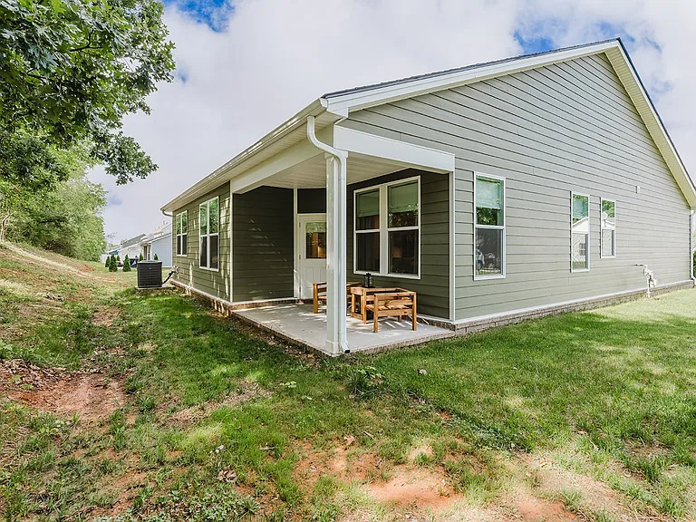 9016 Gant Dr — Photo 25