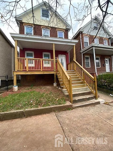 310 Somerset St