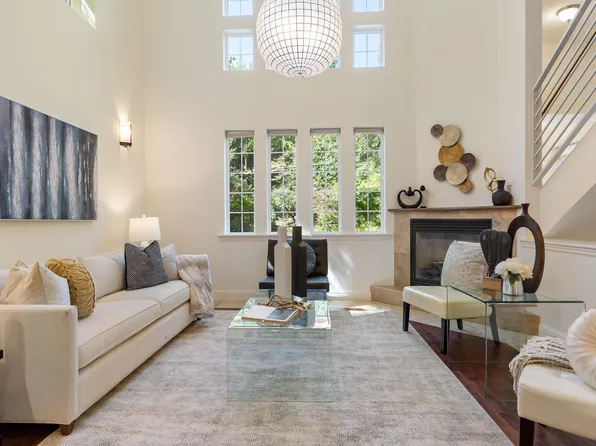 6440 Longcroft Dr, Oakland, CA 94611