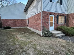 975 Meriden Rd APT 33, Waterbury, CT 06705