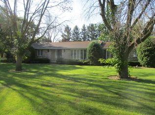 909 E Le Fevre Ave, Gibson City, IL 60936