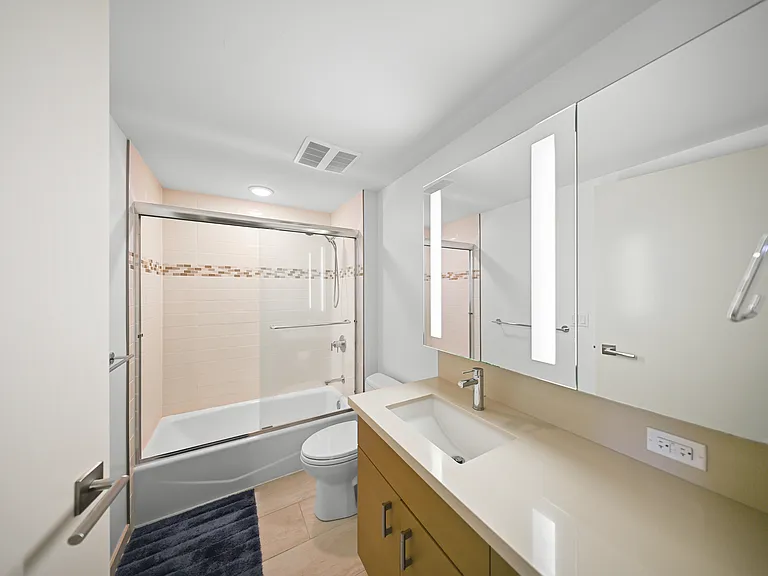 555 South St #1111 — Photo 20