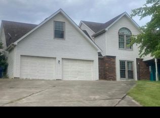 4905 Robin Hood Dr, Ashland, KY 41101
