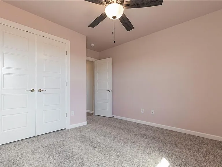 16300 Marsha Dr — Photo 18
