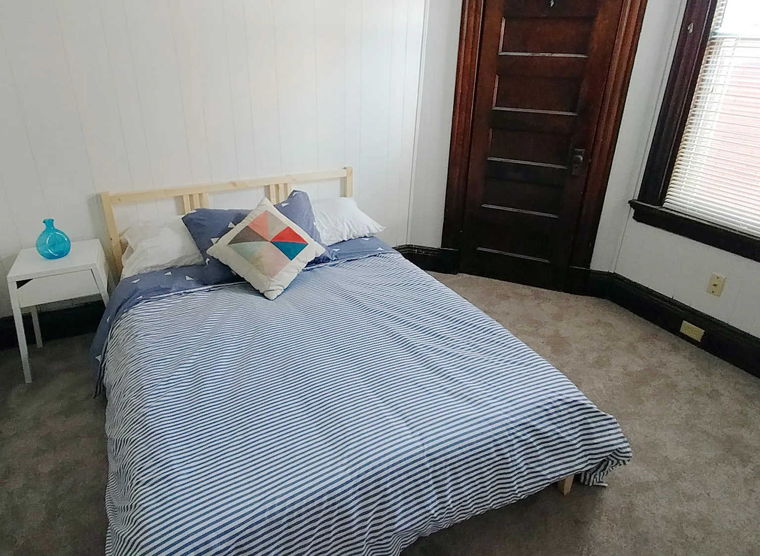 2 bed, 1400 sqft, $1,600 — Photo 3