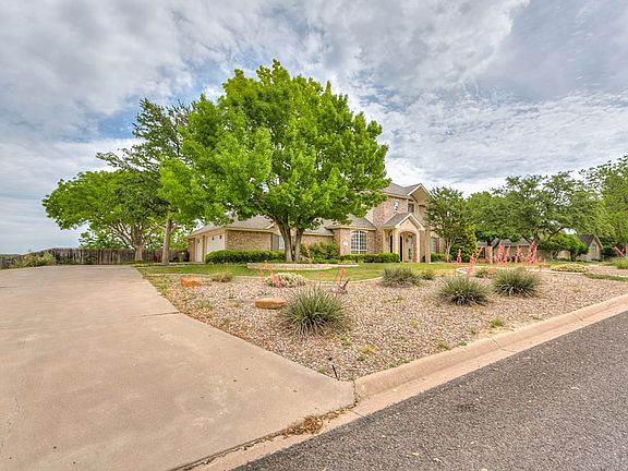 2nd image of 1218 Ashford Dr