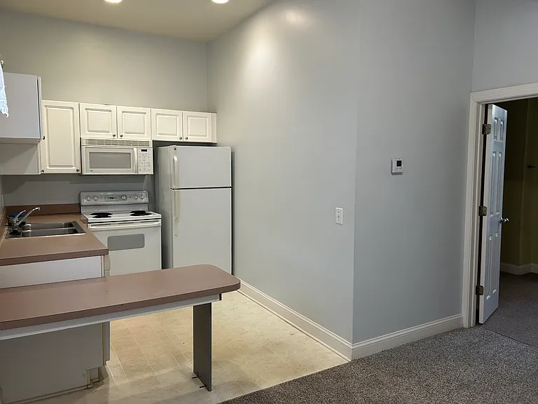 36 Cassandra Ln #B — Photo 5