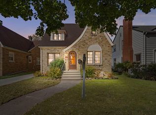 2918 Lasalle St, Racine, WI 53402