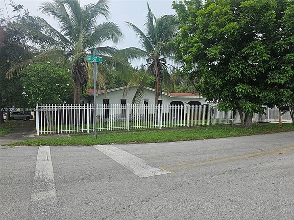2nd image of 15851 NW 37th Ct