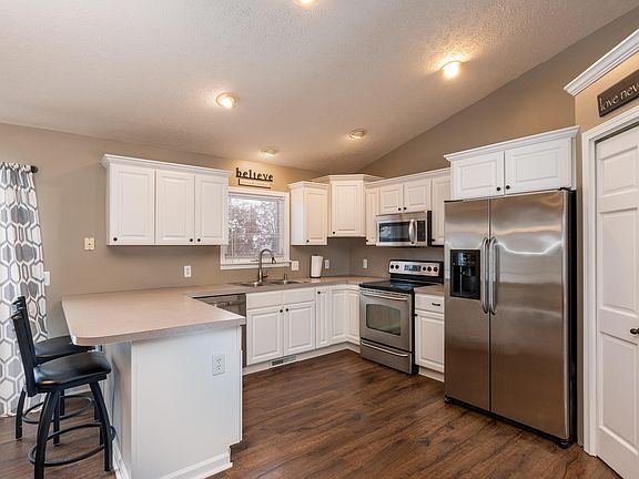 2nd image of 4119 Mallard Ln