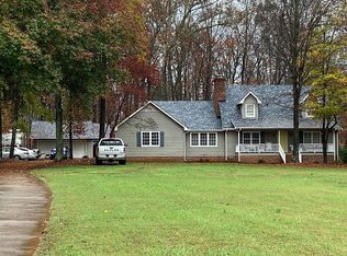 1911 Townsend Forest Ln S, Browns Summit, NC 27214