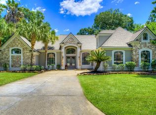 183 Springs Edge Dr, Montgomery, TX 77356
