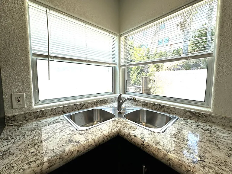 3524 Wilshire Ter #3524 — Photo 12