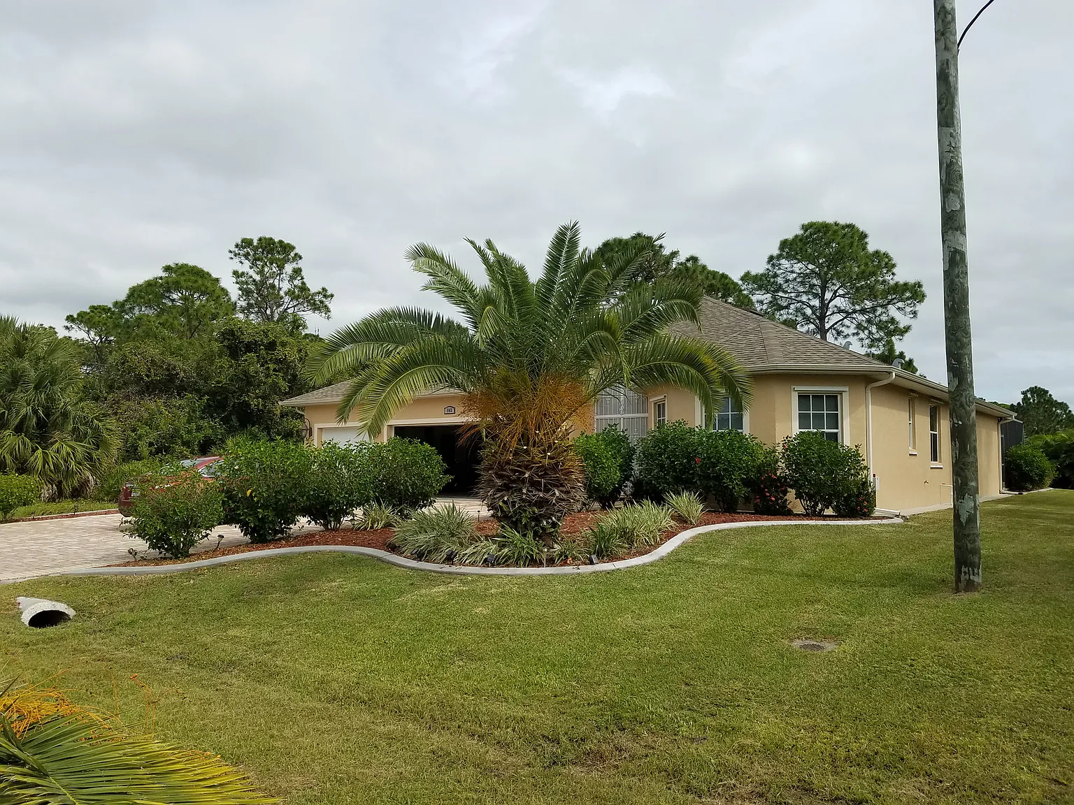Australian Dr, Rotonda West — Photo 1