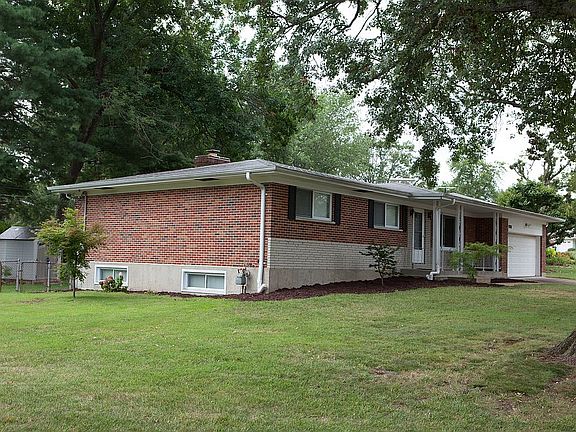 3rd image of 9328 Lawndale Dr