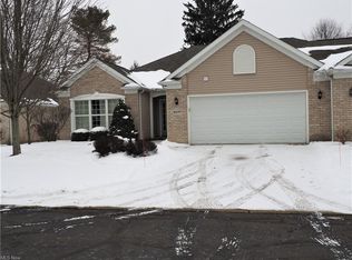2177 Glenross Dr, Uniontown, OH 44685
