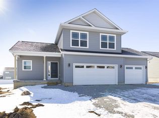 1823 Waxing Way, Waterloo, IA 50701