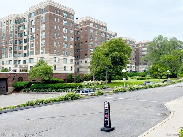 8120 E Jefferson Ave APT 7E, Detroit, MI 48214