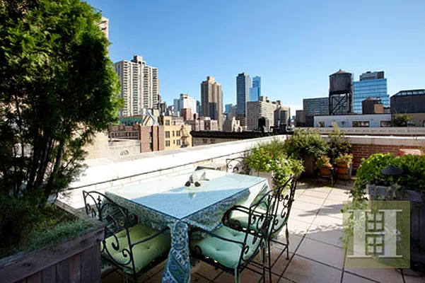 Sold by Halstead Real Estate | media 5