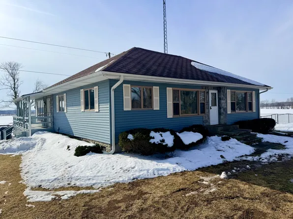 49145 92nd Ave, Decatur, MI 49045