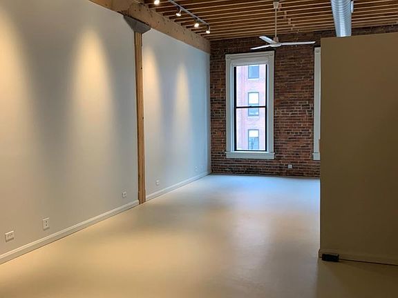 5th image of 15 E Gay St APT 3B