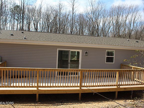 5th image of 60 Longview Ln