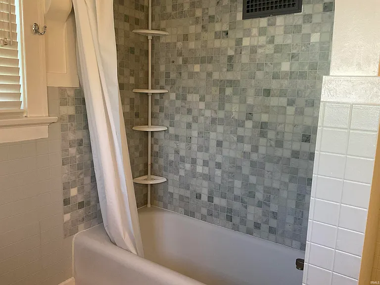 3621 Hoagland Ave — Photo 11