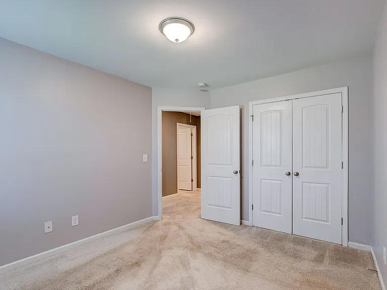 416 Sandfarm Trl — Photo 29