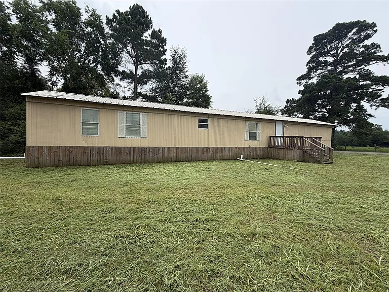 1020 Dr Martin Luther King Jr Dr — Photo 1