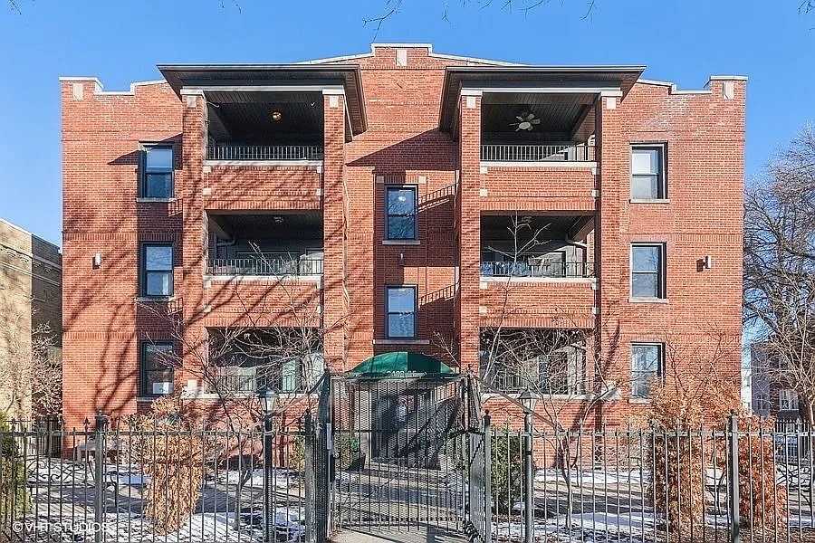 1st image of 3403 N Harding Ave #3