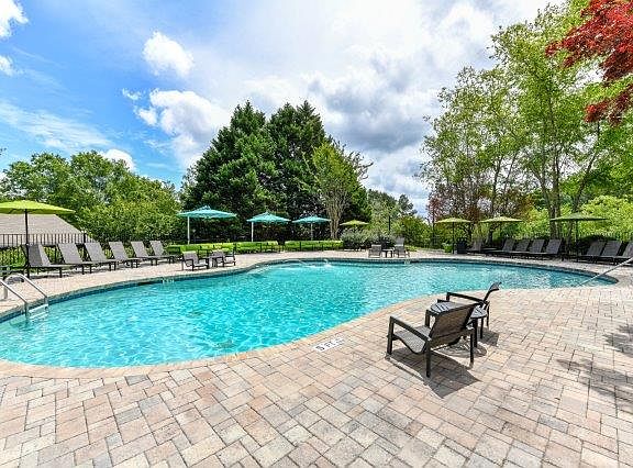 3rd image of 2325 Woodcrest Walk #1602