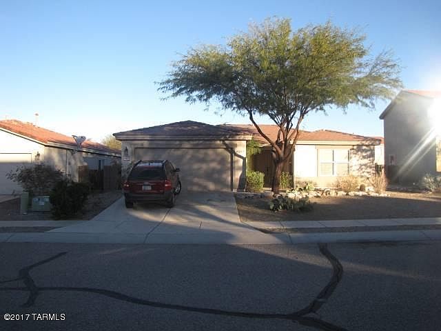 1st image of 13659 E Oxmoor Valley Dr