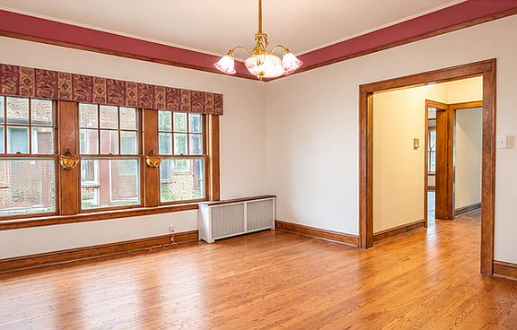 5th image of 441 Ridge Ave APT 1