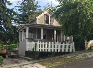 1008 Jefferson St, Oregon City, OR 97045
