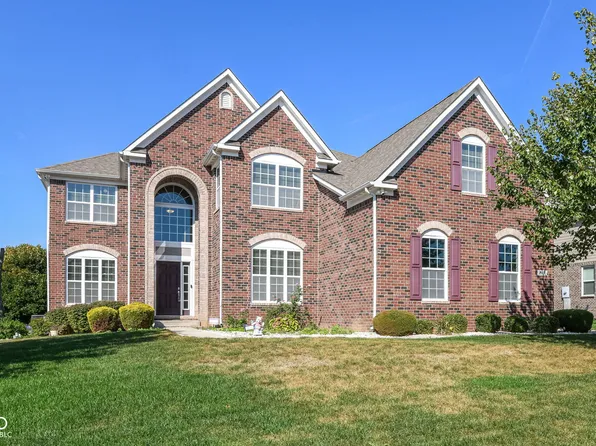 288 Little Ben Ln, Greenwood, IN 46142