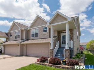 1677 Vandello Cir, North Liberty, IA 52317